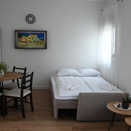 Studio Apartmani Izvor بلاغاي المظهر الخارجي الصورة