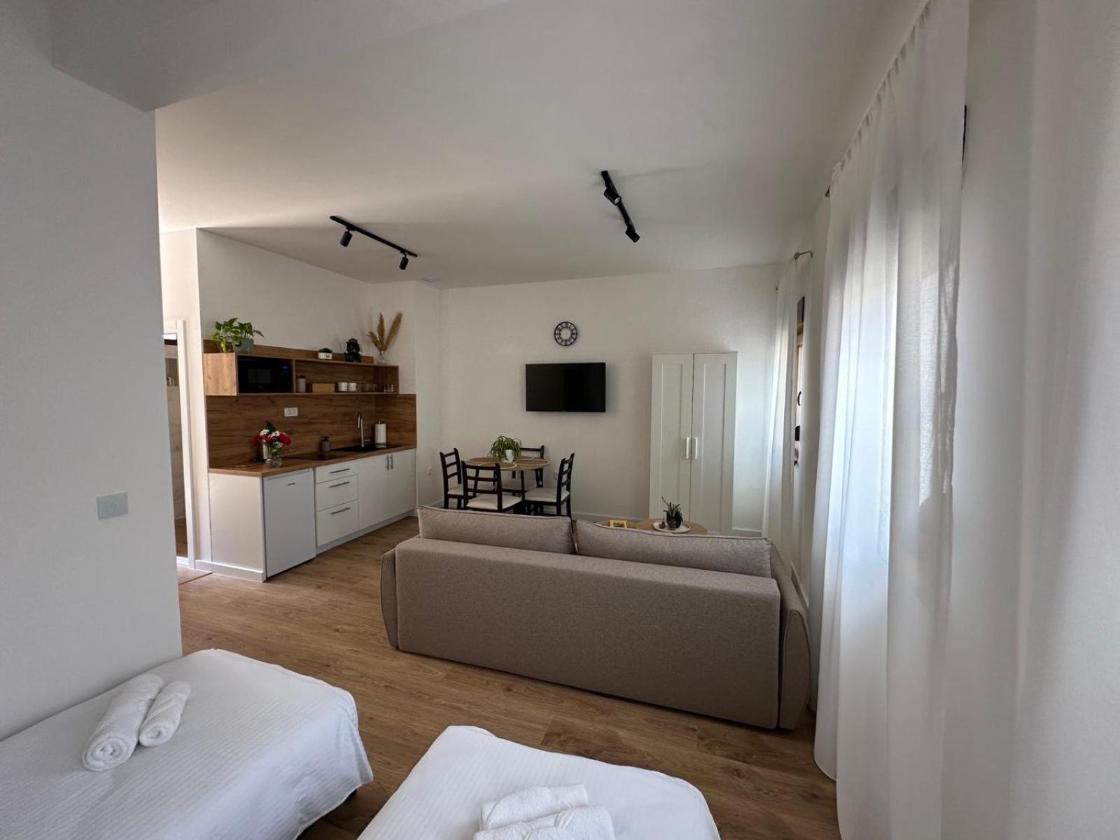 Studio Apartmani Izvor بلاغاي المظهر الخارجي الصورة