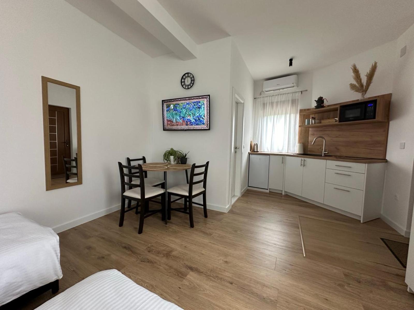 Studio Apartmani Izvor بلاغاي المظهر الخارجي الصورة